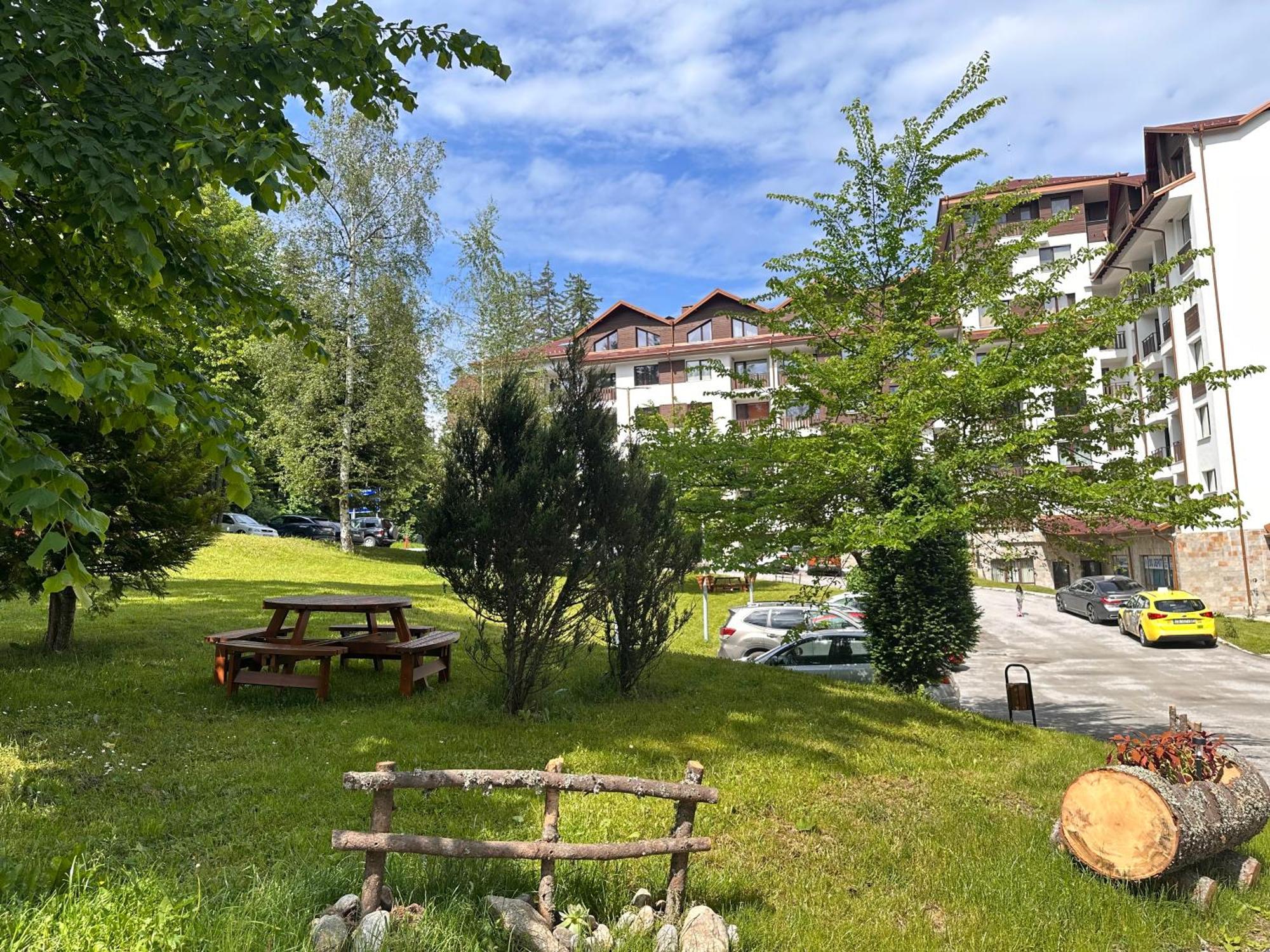 Petkovi Аpartments, Borovets Gardens Lejlighed Eksteriør billede